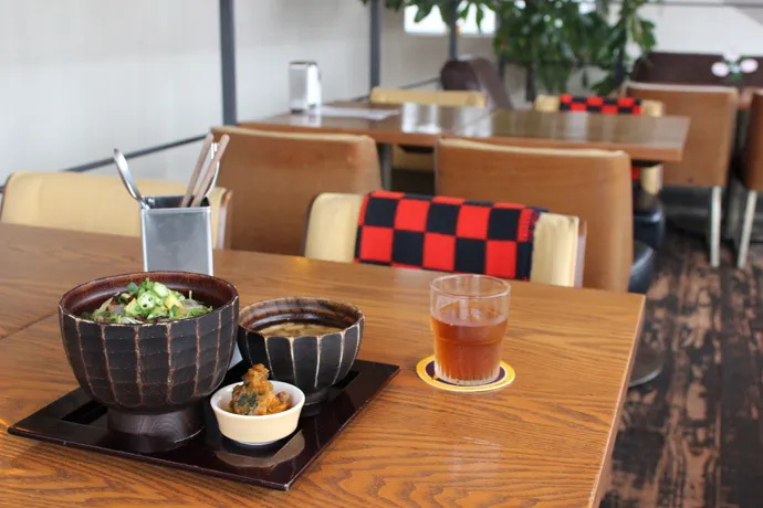 駒沢の隠れ家カフェで 関西風カフェめしに舌鼓
