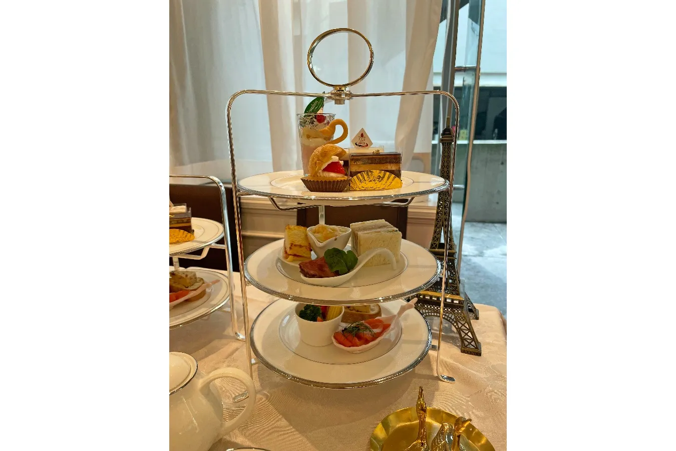 ▲「アフタヌーンティーセット」（3段）※編集部撮影