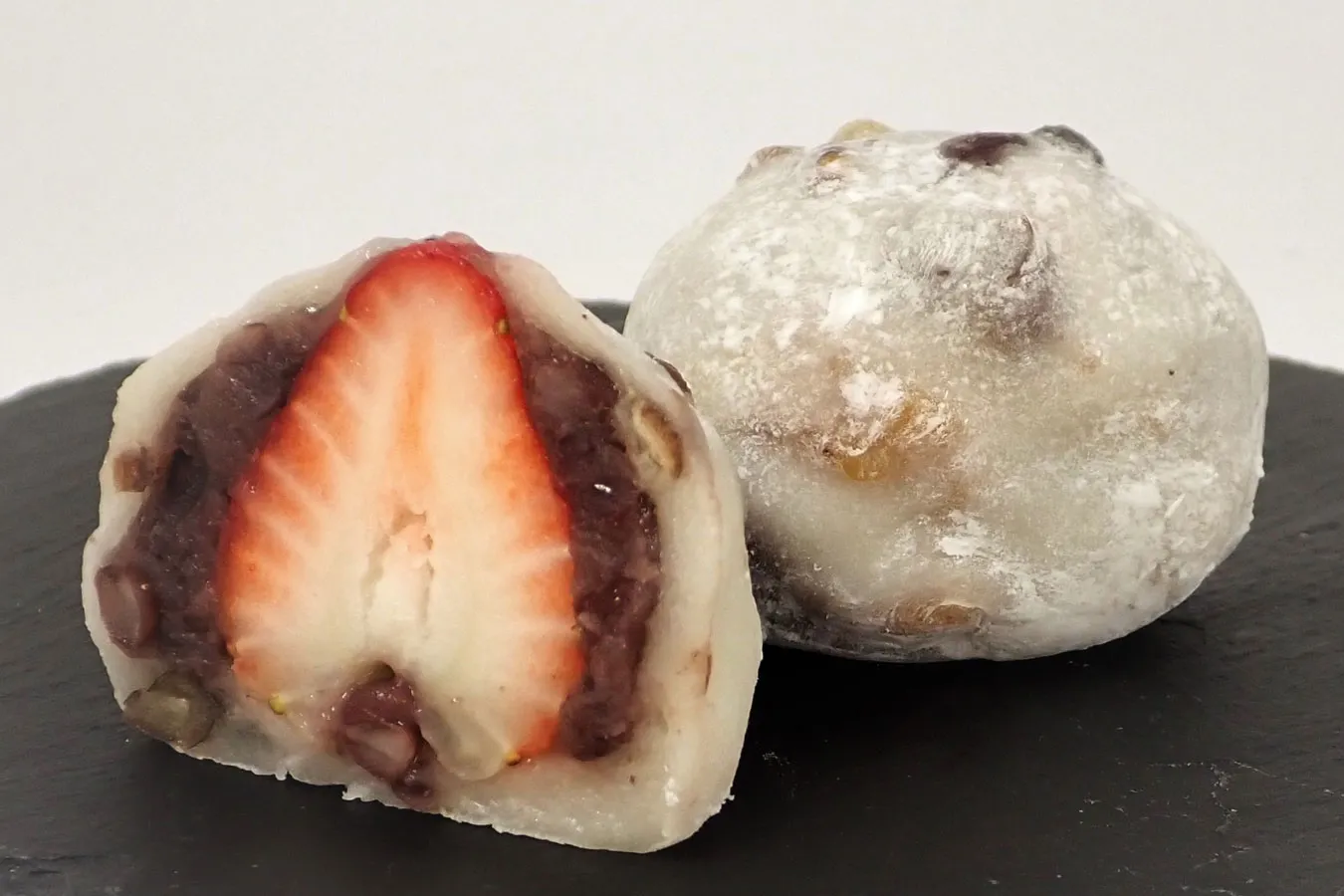 ▲「東京くるみ苺豆大福」
