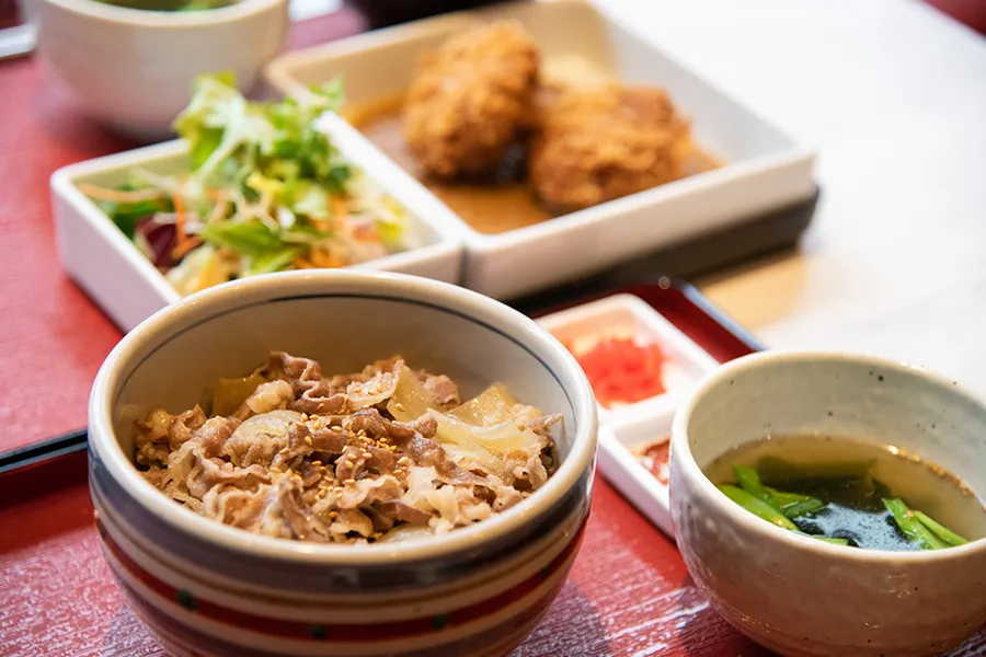 【限定15食】550円肉ランチはコスパ高すぎ！宮崎牛一頭買いでお得な恵比寿の焼き肉店をレポート