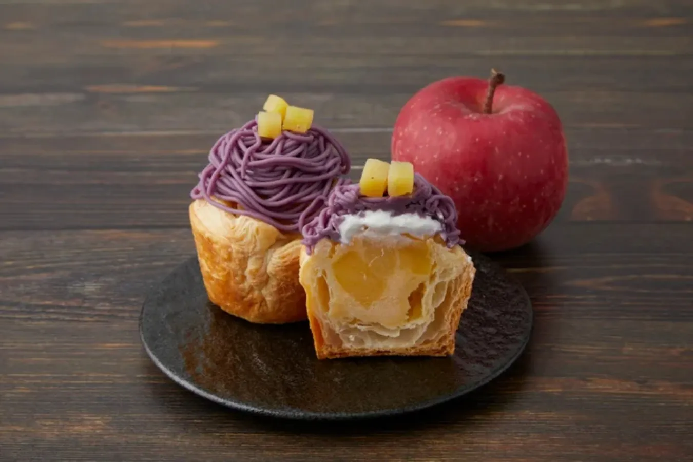▲「Apple Cup紫芋のモンブラン」