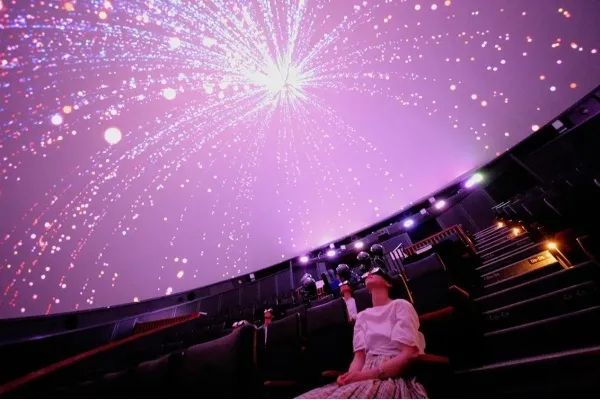大人カップル向け！東京のプラネタリウム8選