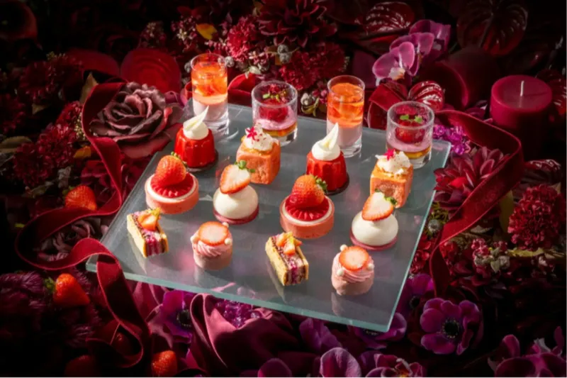 【2025～2026年】いちごアフタヌーンティー9選！東京のホテルなどが贈る“いちご尽くし”スイーツ