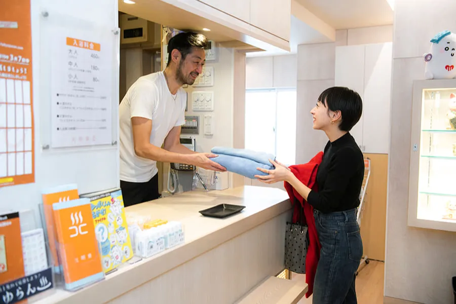 中目黒に“露天風呂”!?穴場な銭湯「光明泉」で、夜空を見上げてひとっ風呂が気持ちいい♪_3166770