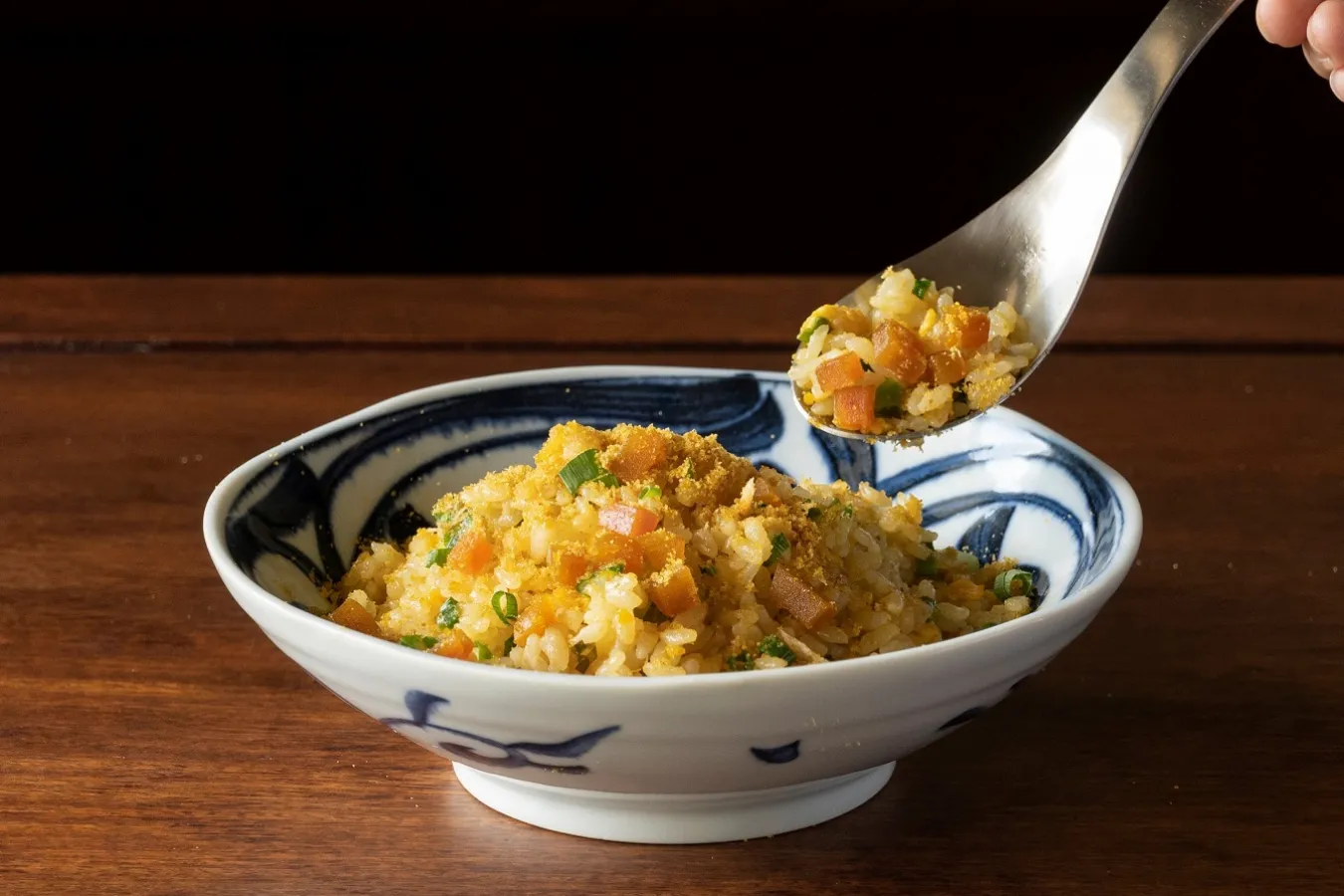 ▲WUMEI名物の「カラスミ炒飯」