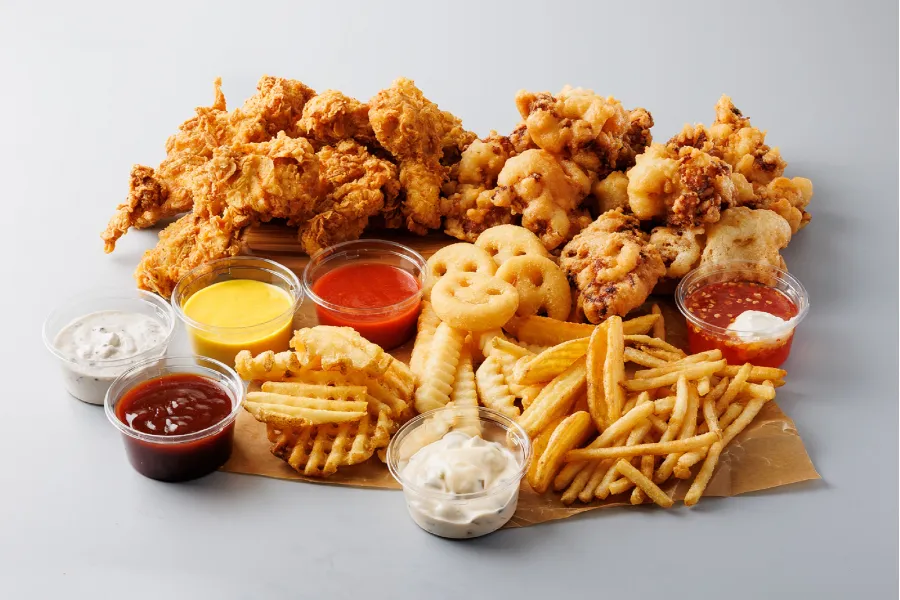 フライドチキンとポテトの専門店「SHOGUN FRIED」広尾にオープン