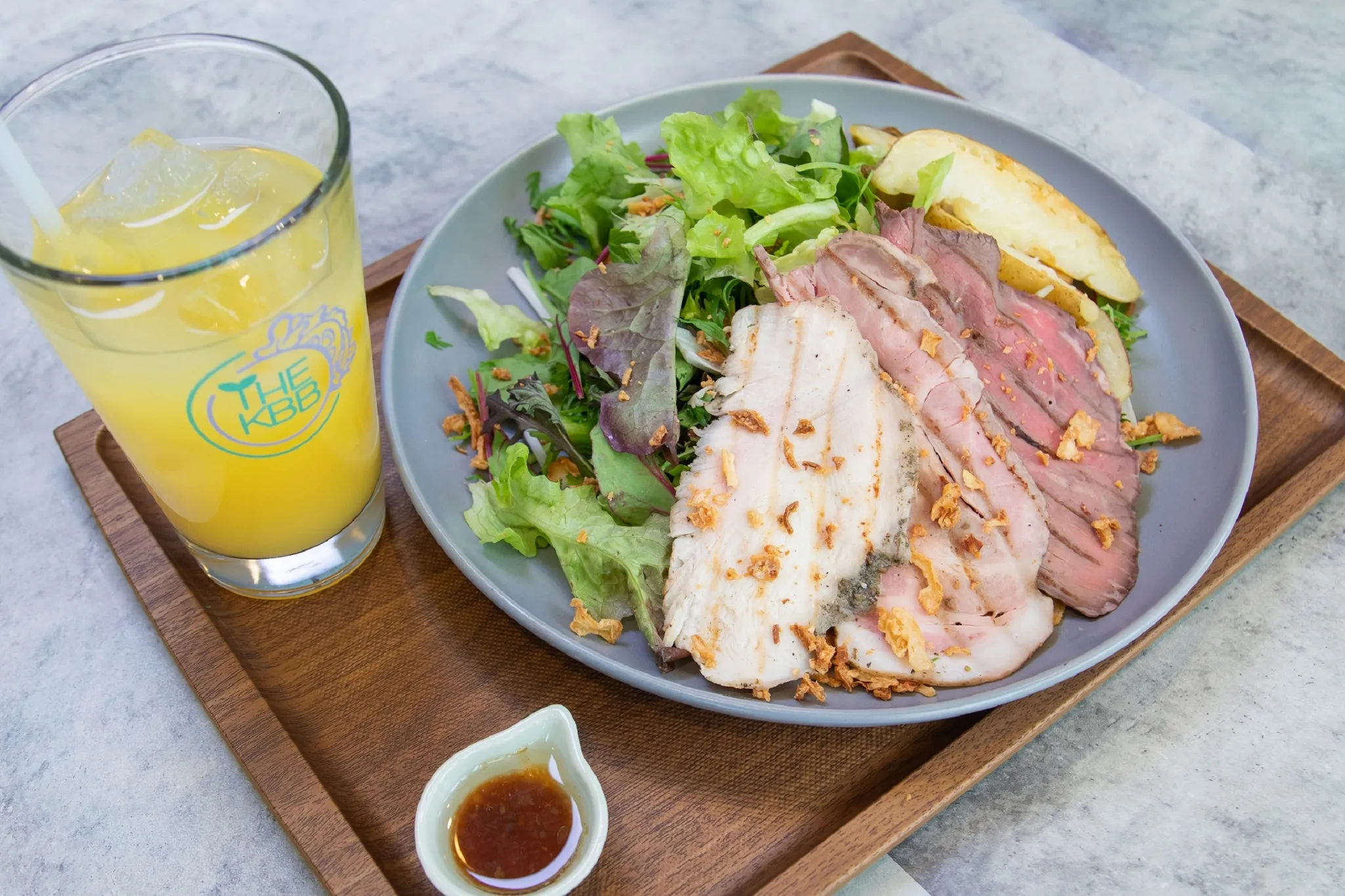 【広尾】新感覚ケバブが味わえるカフェ「THE KBB」オープン