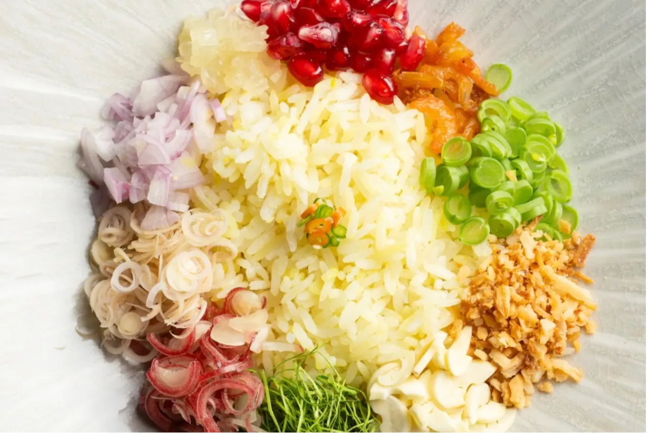 ▲「KHAO YUM （SAAWAANタイライスサラダ）」（1,705円）