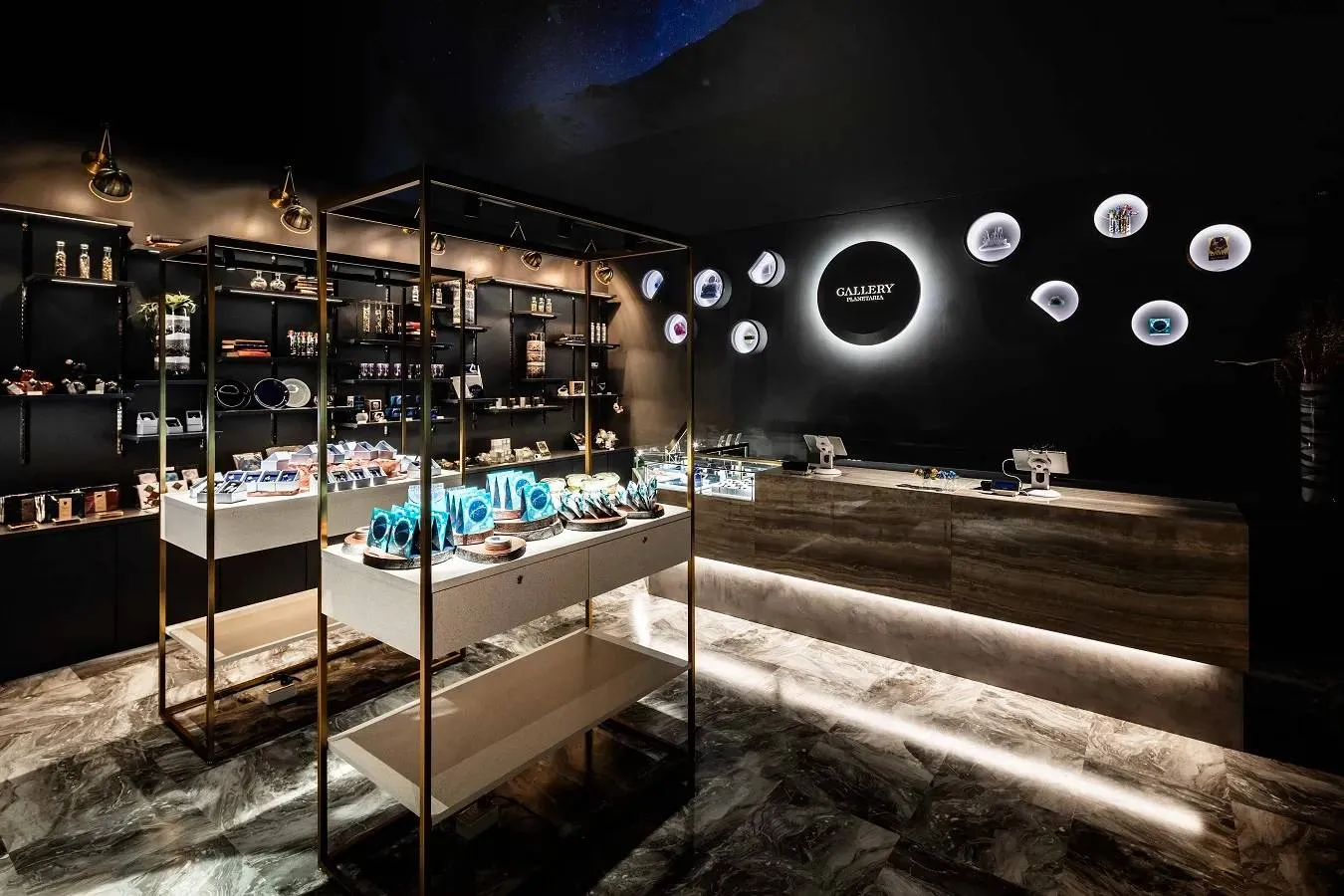 ▲GALLERY PLANETARIA（ショップ）