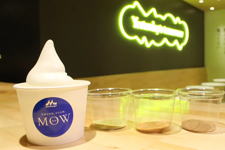 レアな出来たて「MOW」アイスも！800種類ものお菓子が買える、新宿の「お菓子の家」を知ってる？
