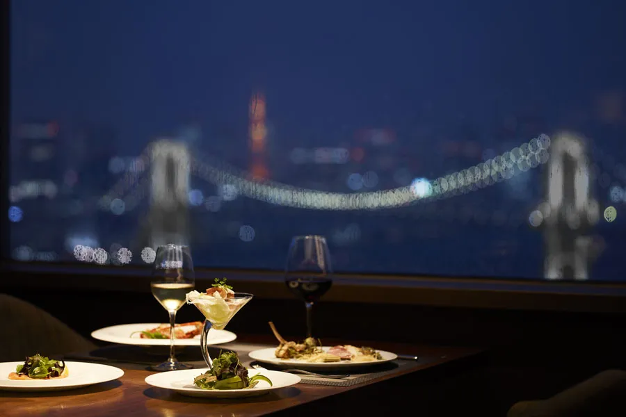 【お台場】夜景も見える！ディナーデート向けレストラン5選