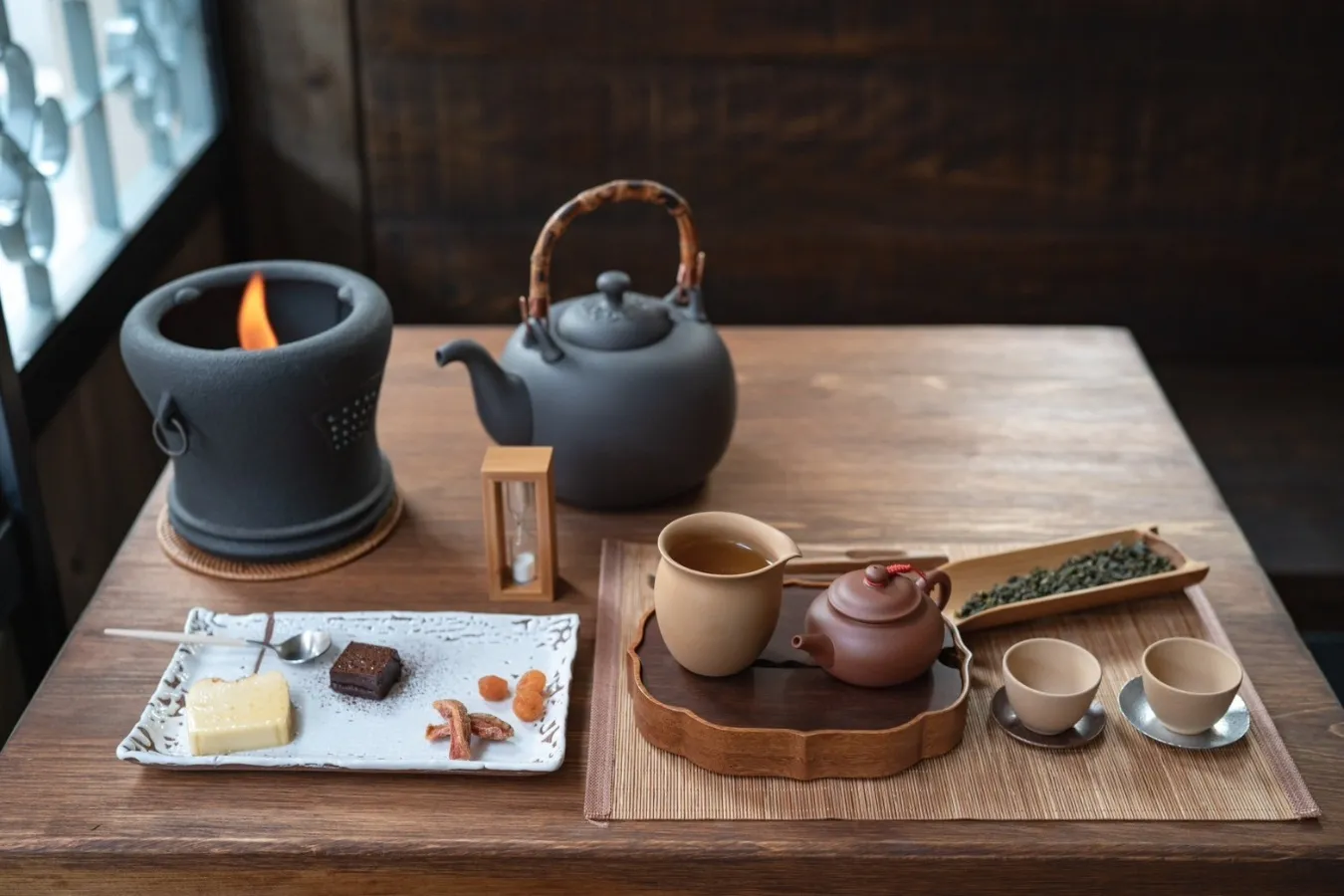 ▲「伝統茶器セット」（お菓子は別途料金）
