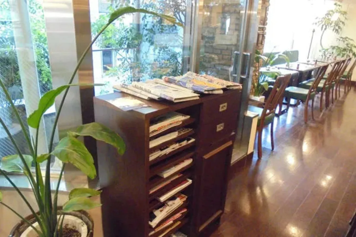 ▲店内（新聞・雑誌類）
