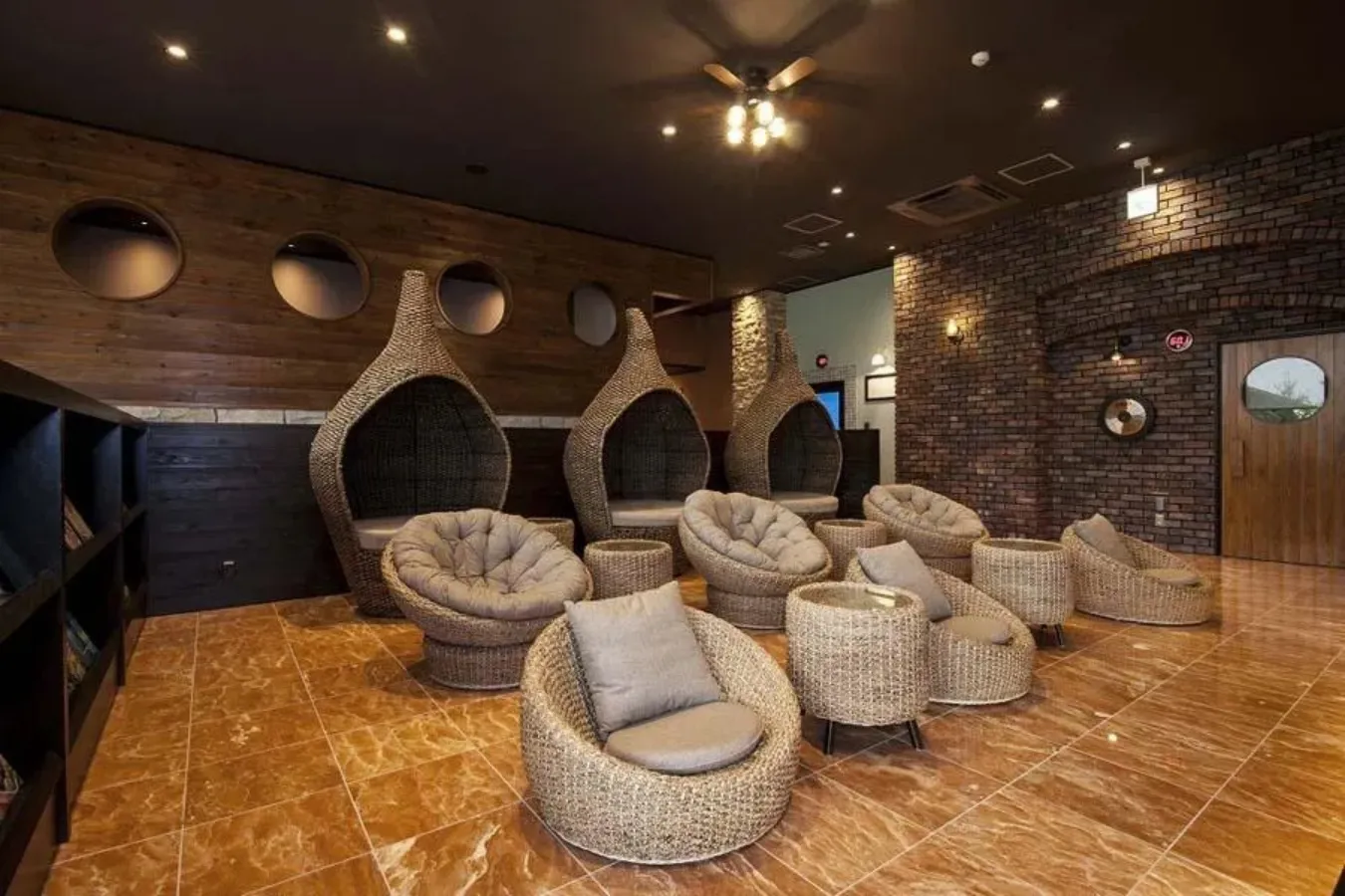 ▲温活cafeネスト ネストラウンジ