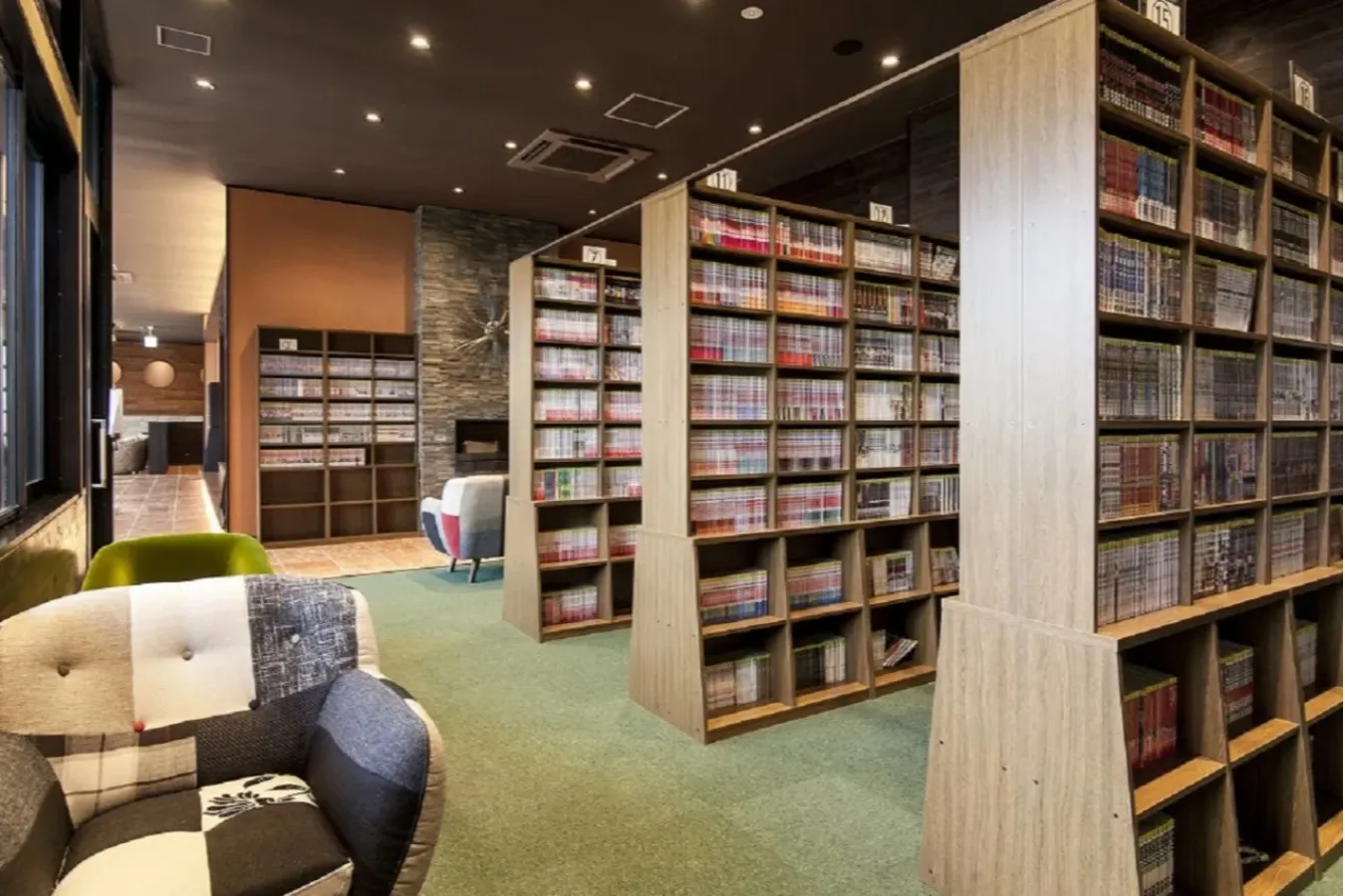 ▲温活cafeネスト コミックコーナー