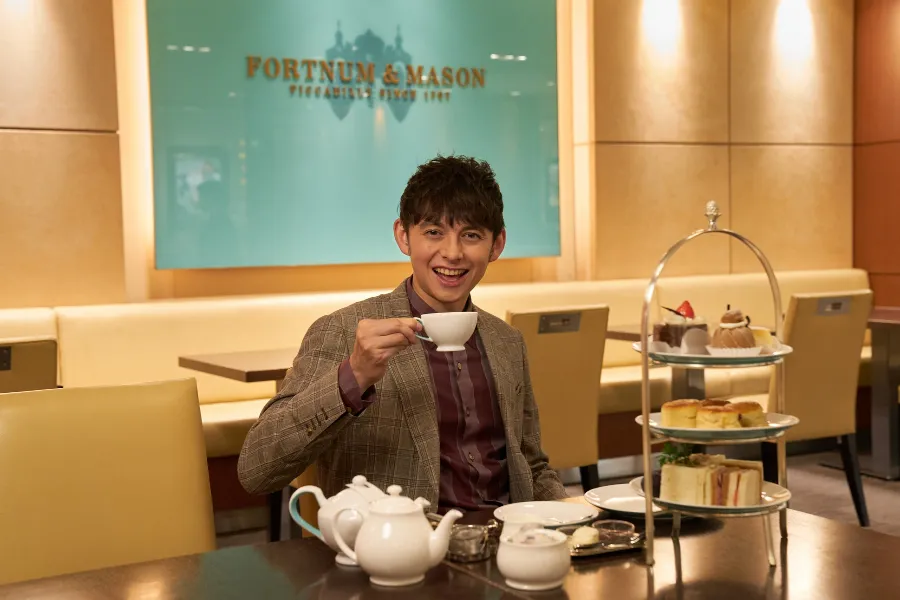 「アフタヌーンティーは生活の一部」ハリー杉山に学ぶ、アフタヌーンティーのいろは