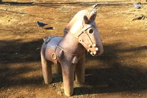 ここは“埴輪(はにわ)”パラダイス!?ほっこりかわいい埴輪に会える足立区「白旗塚古墳」