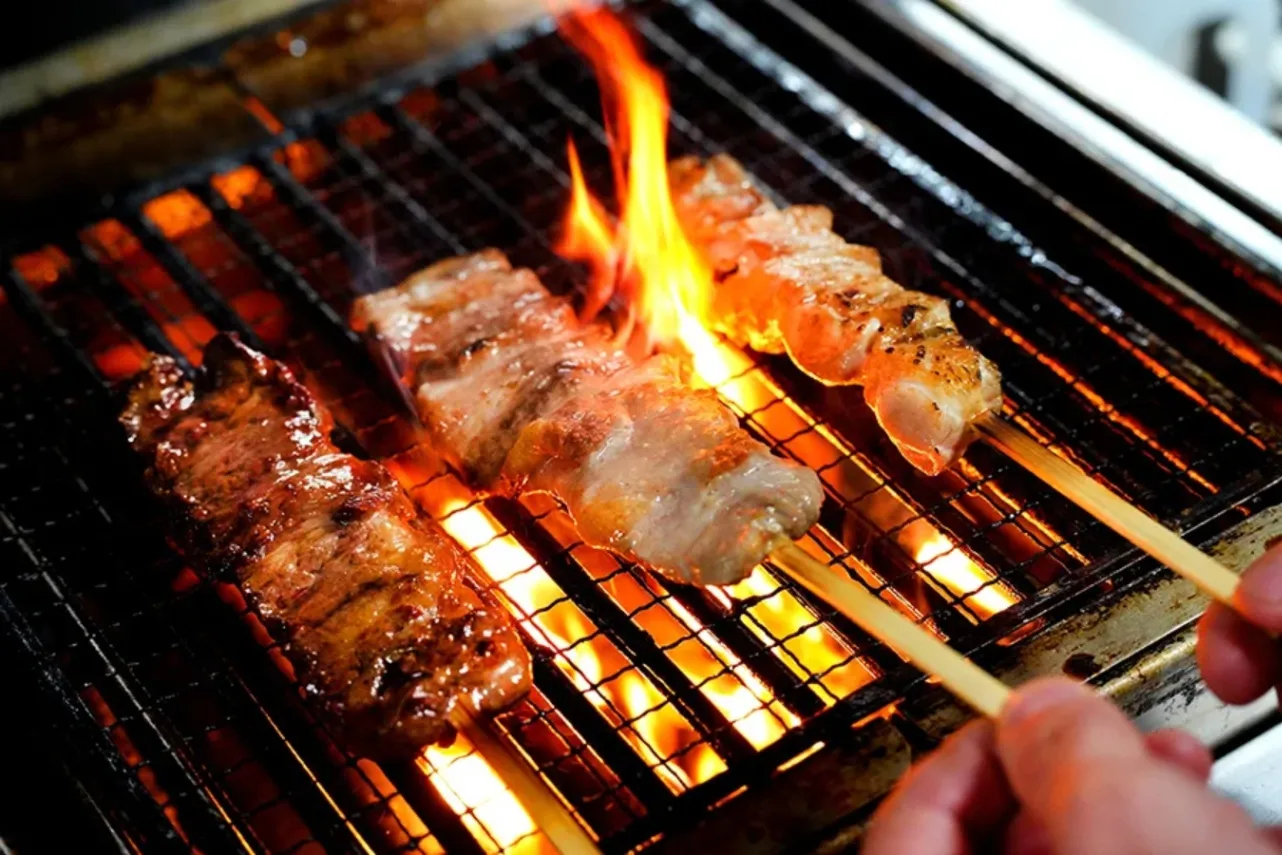 ▲「厳選肉の大串（牛、豚、鶏）」