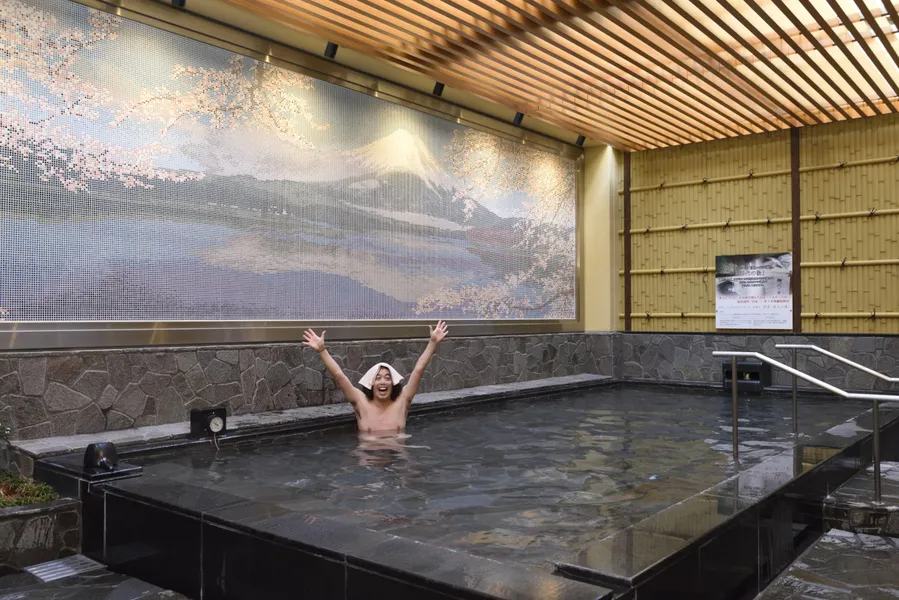 深夜早朝OK！新宿歌舞伎町の温泉銭湯「テルマー湯」が天国すぎる【やついいちろうの温泉銭湯ナビ】