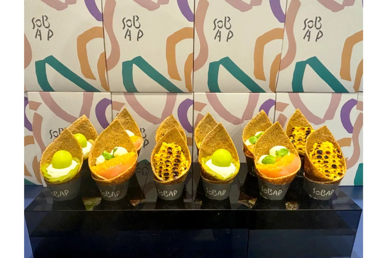 東京駅】そば粉クレープ専門店「ソバープ」“シャインマスカットや桃”の