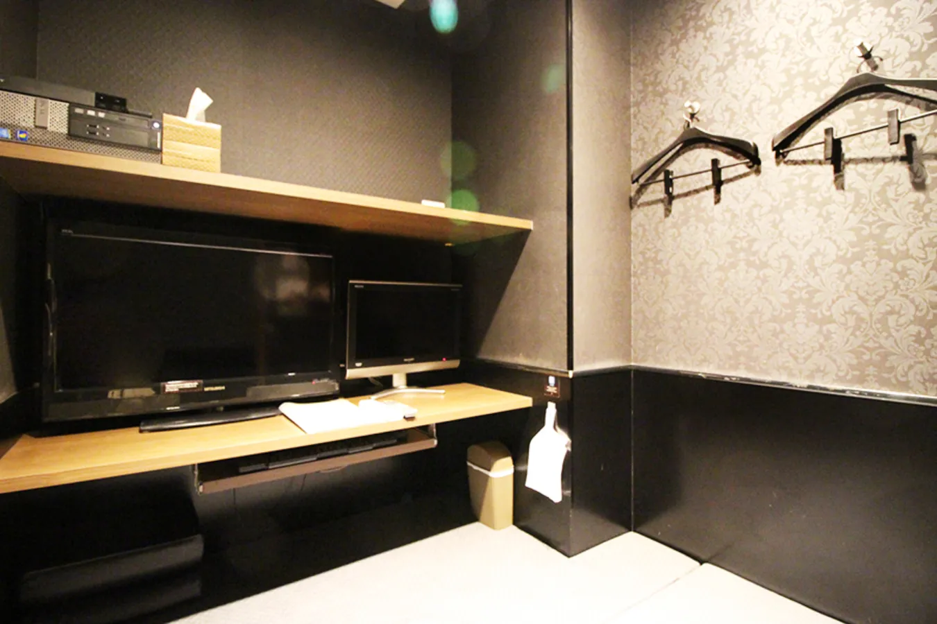 【新宿】ネットカフェ「カスタマカフェ」でゴロゴロデート_2566610