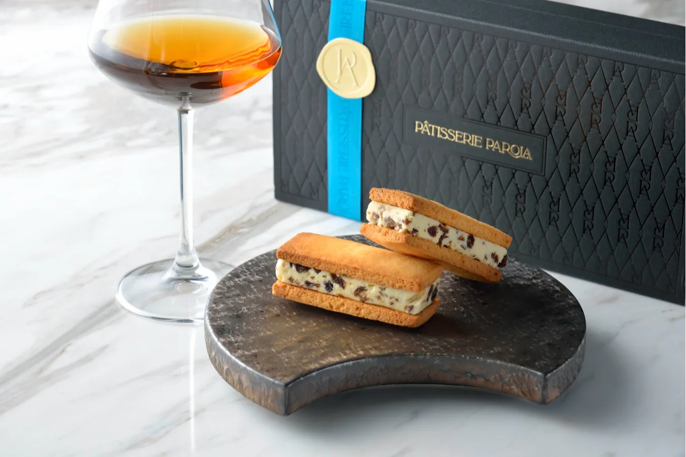 ▲「レーズンバターサンド」