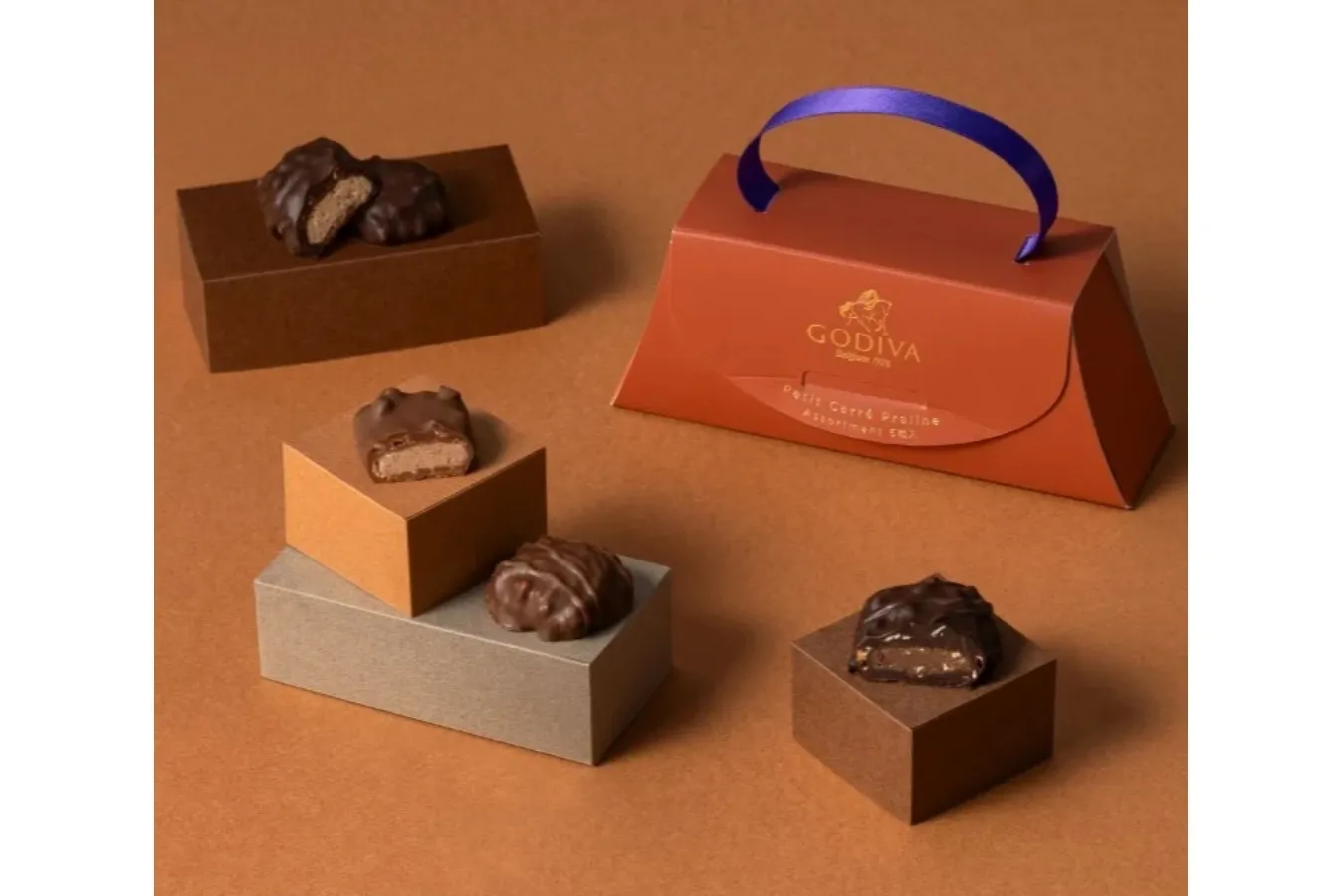 ▲「プティ カレ プラリネ アソートメント」