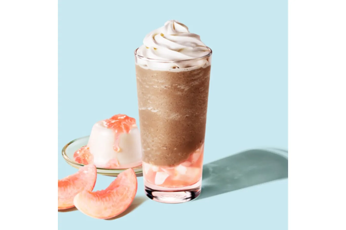 ▲「ピーチ パンナコッタ & アール グレイ ティー フラペチーノ」