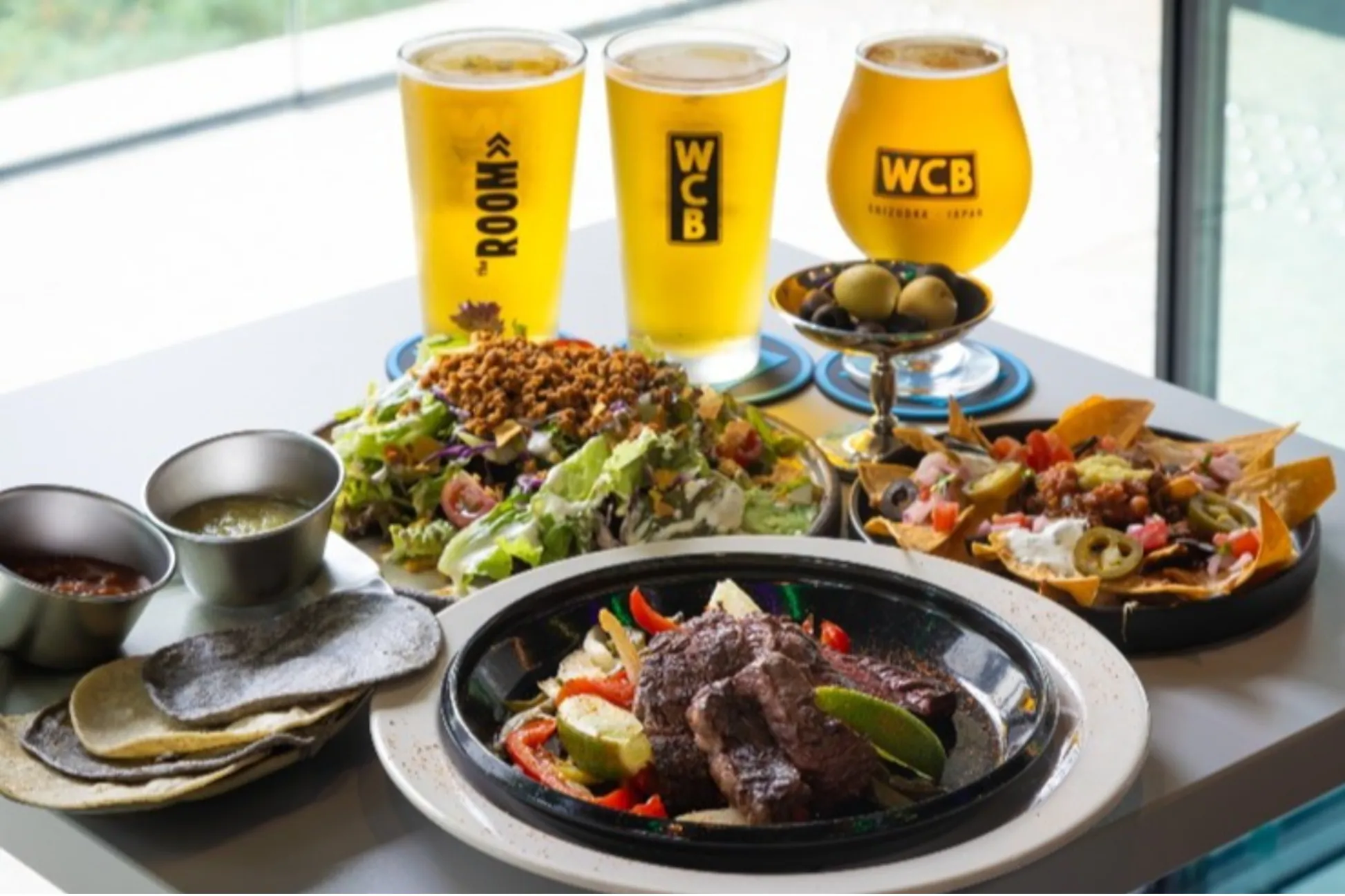 クラフトビール×音楽×テックスメックス料理”の融合！「ダブルシービー