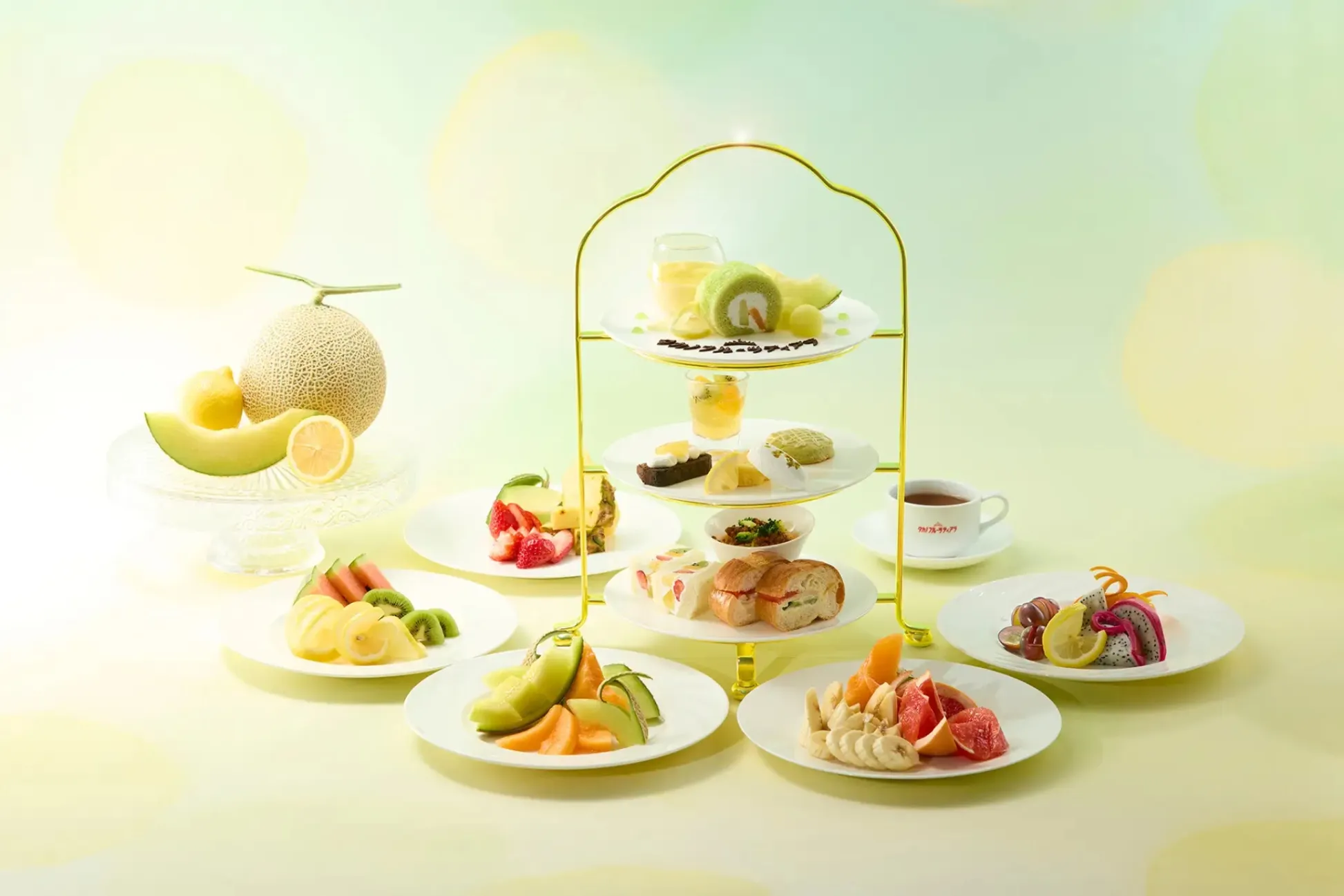 【タカノフルーツパーラー】メロンを贅沢に堪能できるアフタヌーンティー登場！