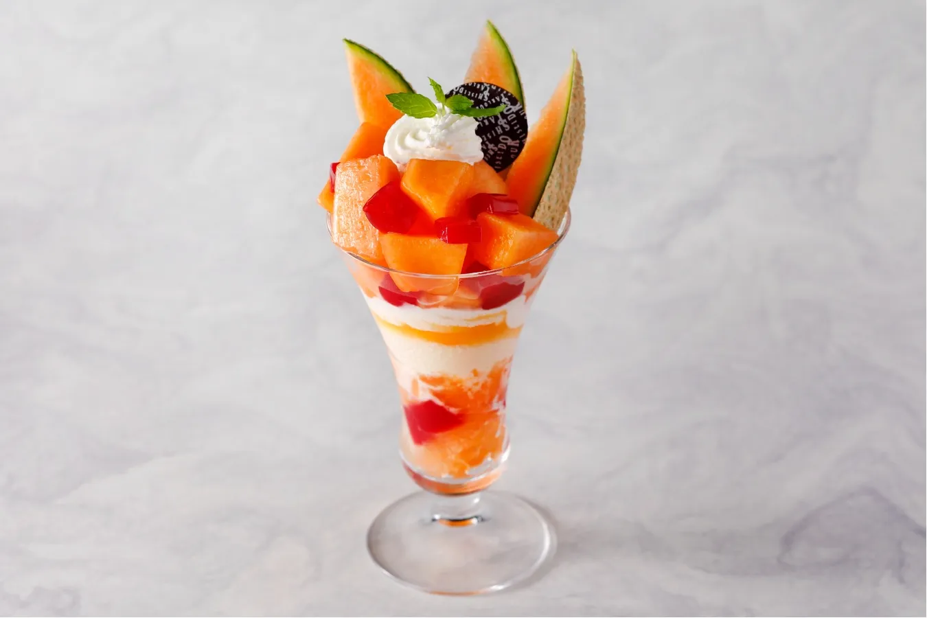 ▲「北海道産“富良野メロン”のパフェ」