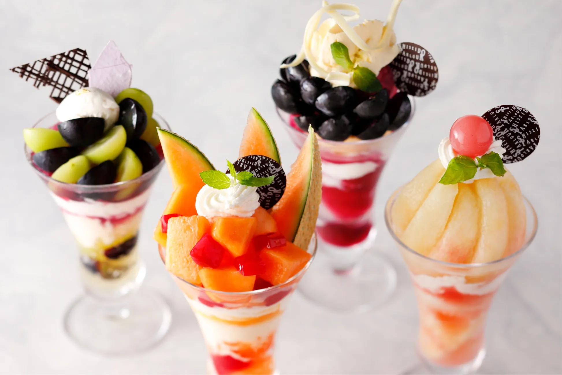“白桃やメロン”たっぷりの夏パフェが登場！資生堂パーラー ラゾーナ川崎店で