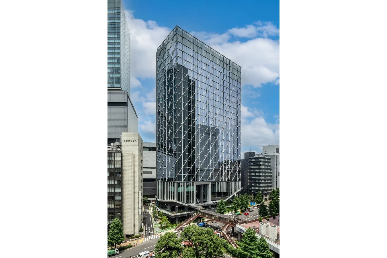 ▲ビル外観　提供：渋谷アクシュ