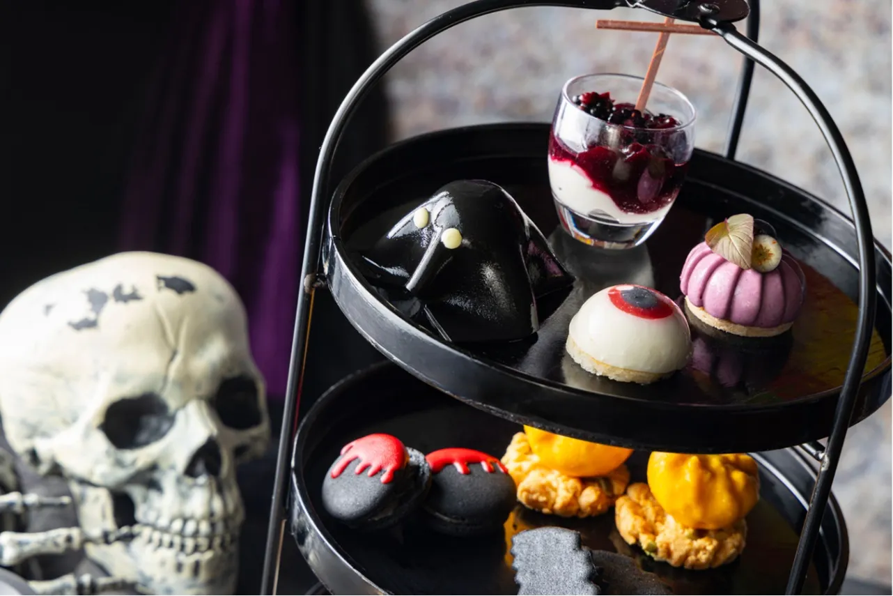 ブラックカラーに染まったハロウィンアフタヌーンティーが登場！「プルマン東京田町」で_2805438