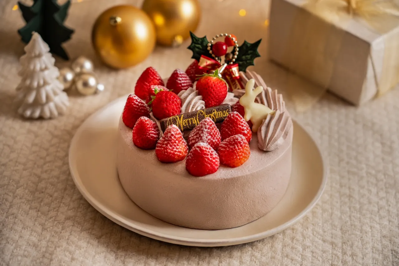 ▲「完熟いちごの贅沢クリスマスチョコショートケーキ」