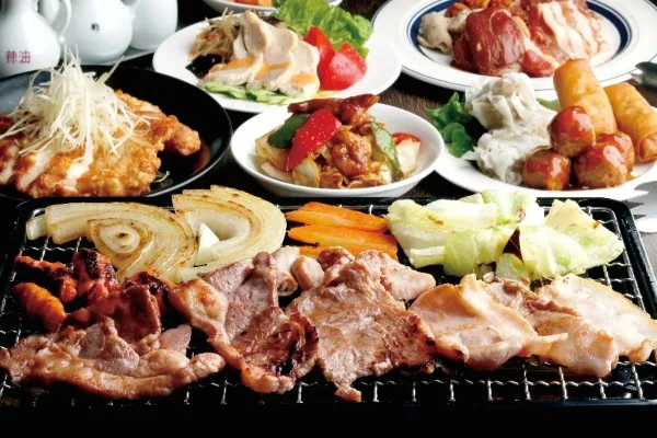 多彩な肉料理を卓上グリルで！「網焼きBBQ&おつまみビュッフェBEER GARDEN」