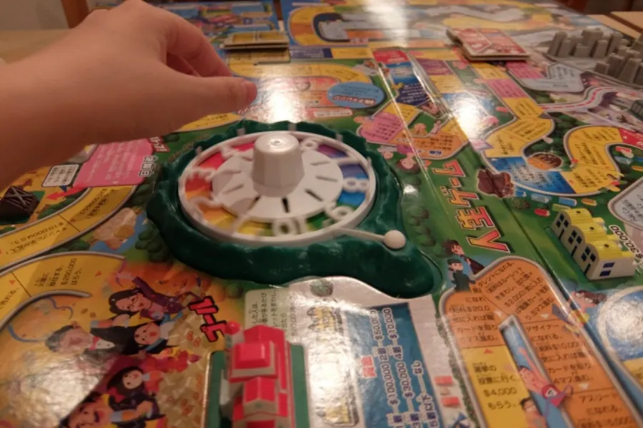 一人で『人生ゲーム』をやってみたら、やっぱり一人が好きなんだと再確認できた_75938