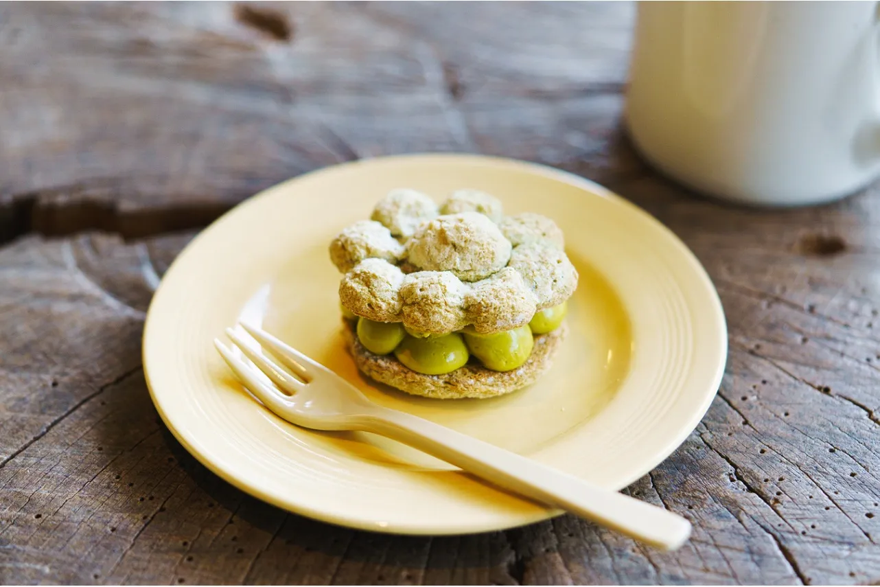 ▲「ピスタチオのフラワーダコワーズ」