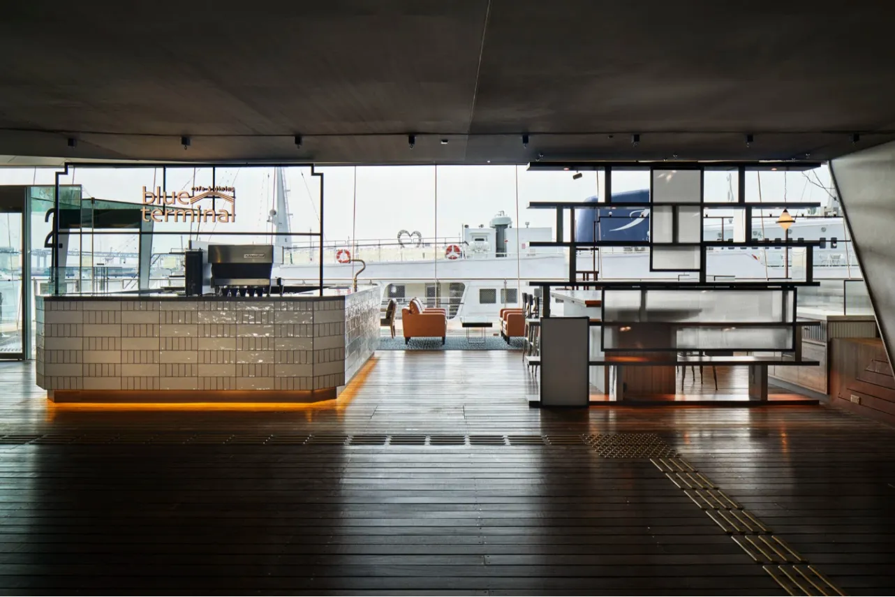 ▲「cafe&dinnig blue terminal」