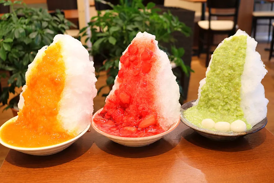 【断崖絶壁】SNSで話題のかき氷が迫力満点！行列必至の目白「志むら」で夏スイーツデートを満喫♪