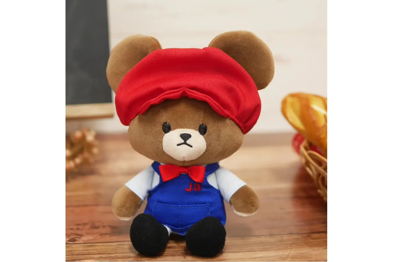 ▲ジャッキーズマルシェ限定「ジャッキーぬいぐるみ」※東京駅店、大阪梅田店限定で販売　©BANDAI　※画像はイメージ