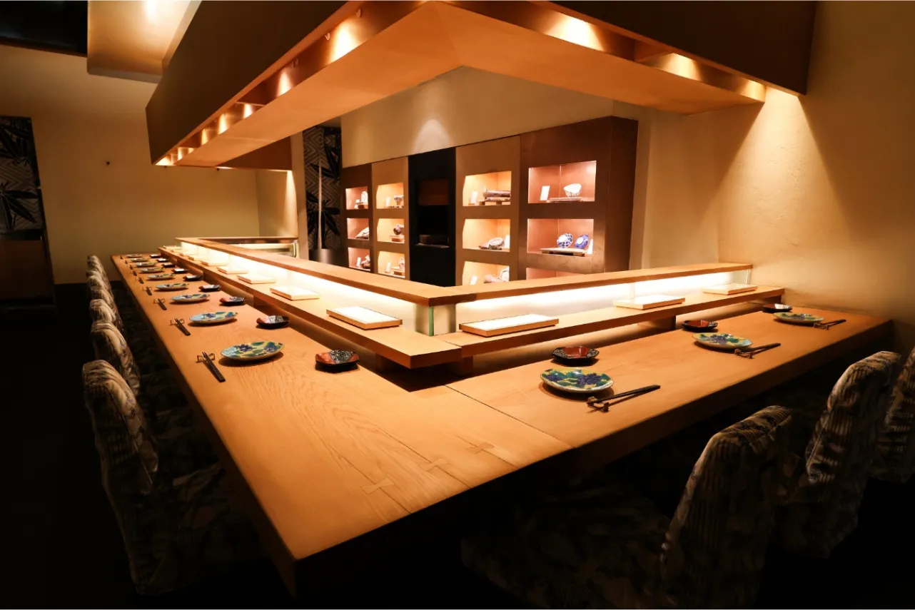 人気寿司店“鮨よしかわ”の新店「鮨よしかわ 新 -ARATA- 六本木」オープン_3716471