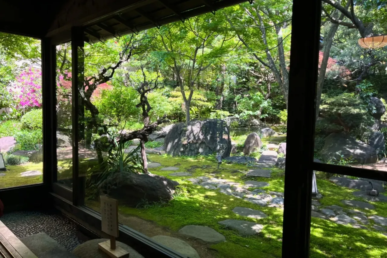 入浴後はまったり庭園鑑賞！板橋の人気天然温泉「さやの湯処」の“苔庭”に注目_1622156