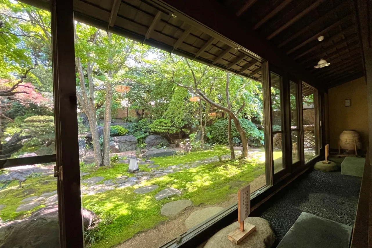 入浴後はまったり庭園鑑賞！板橋の人気天然温泉「さやの湯処」の“苔庭”に注目_1622158
