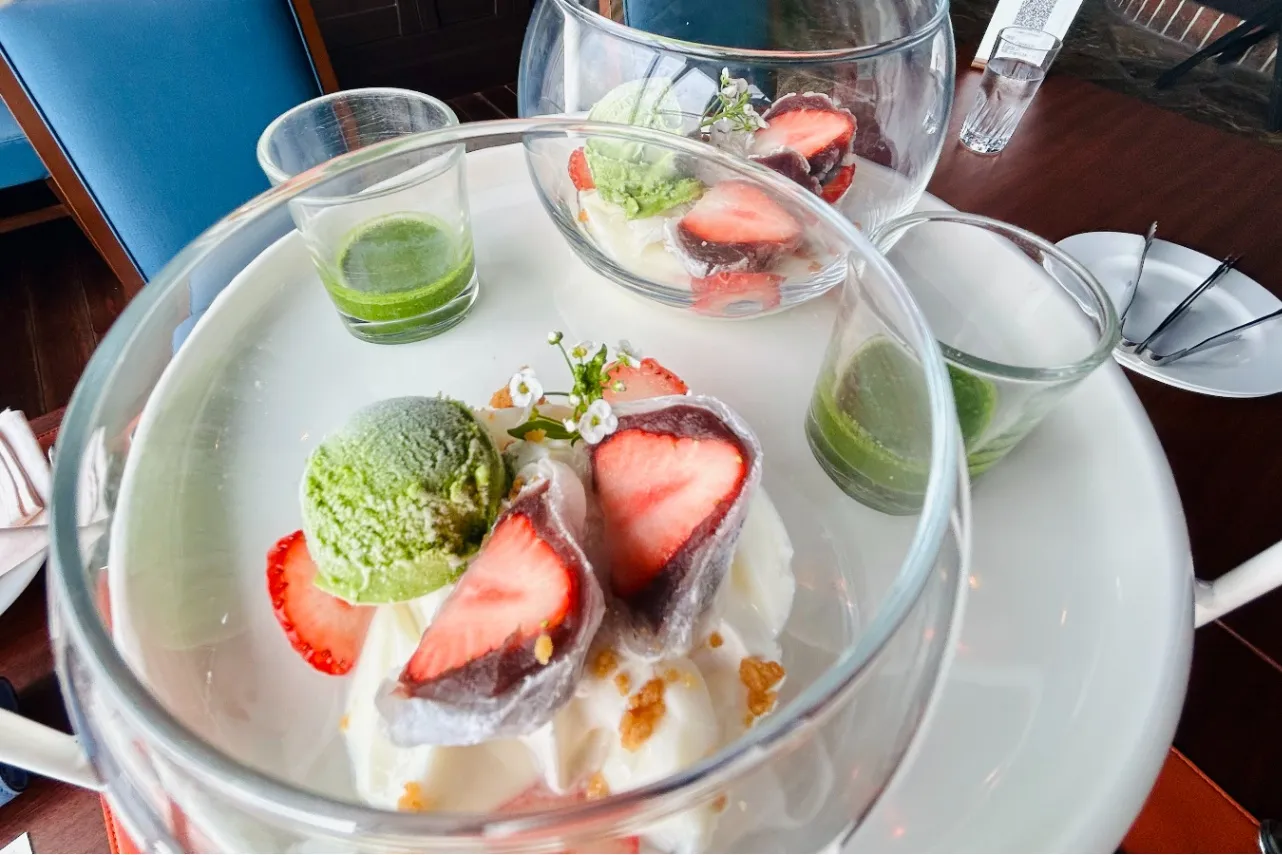 ▲「苺大福と抹茶ジェラートの和パフェ ～抹茶のアフォガート～」