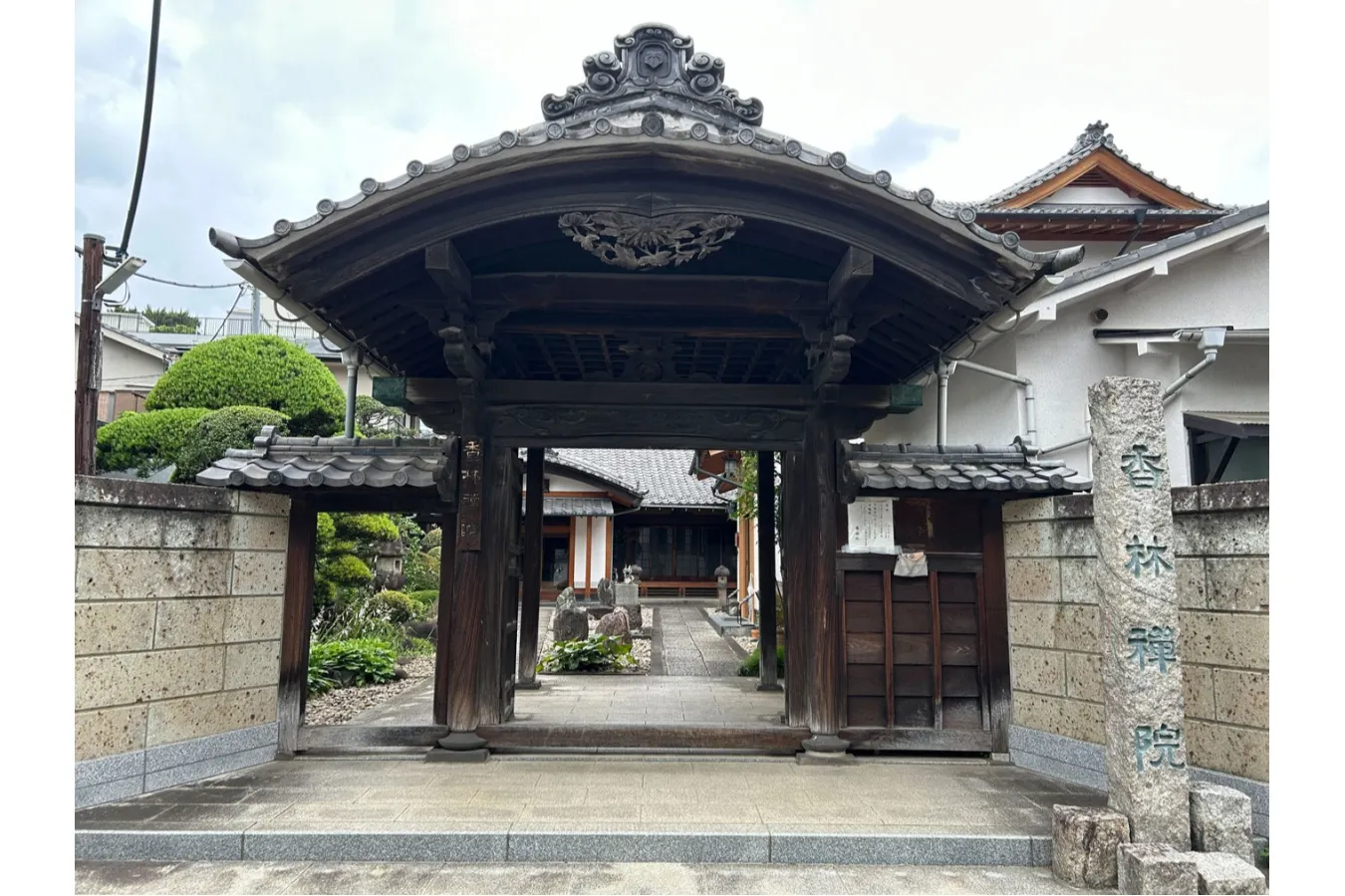 広尾駅の“ヒビ活”スポット_3916761