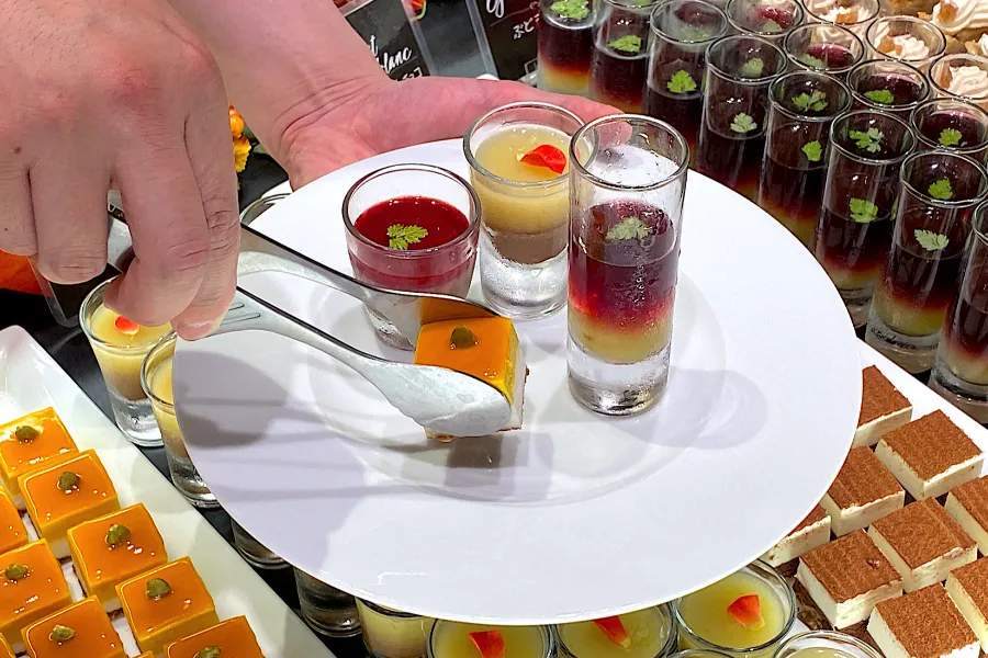 焼肉屋のスイーツビュッフェがガチらしい！「プレミアムカルビ」レポ_1689120