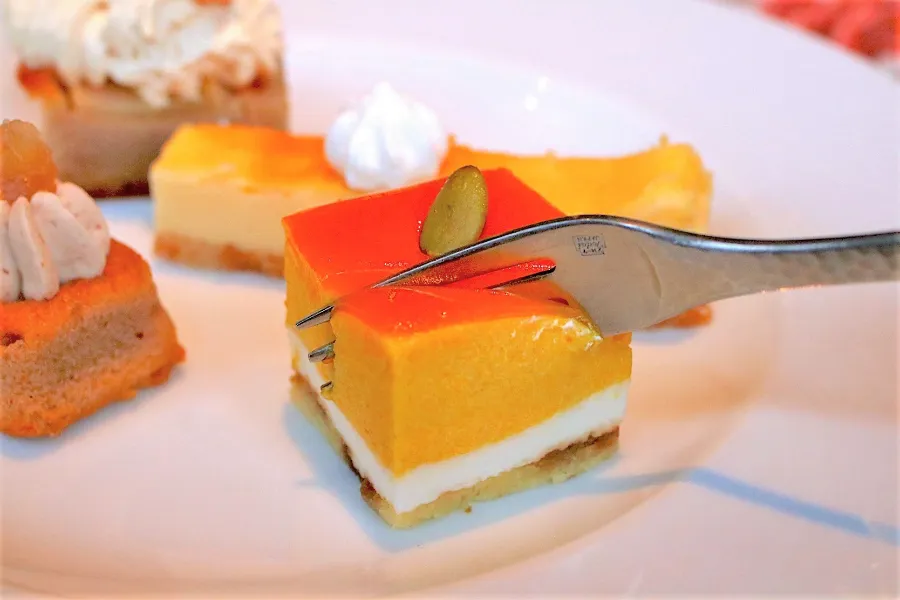 焼肉屋のスイーツビュッフェがガチらしい！「プレミアムカルビ」レポ_1689125