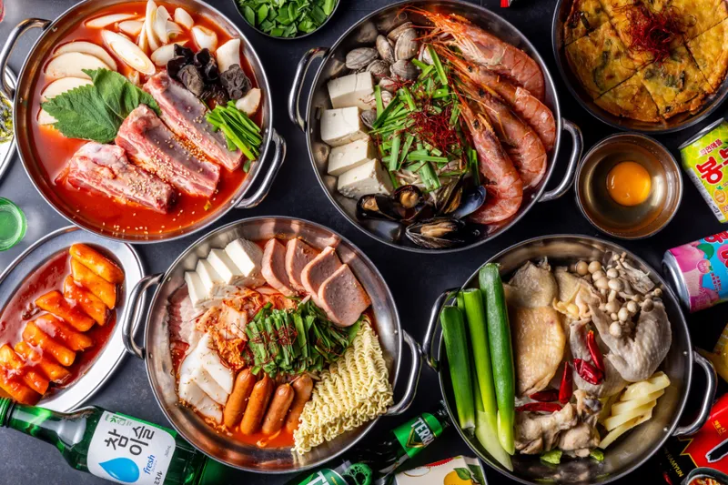 韓国鍋食べ放題「チゲチゲ韓兵衛」横浜にオープン！スンドゥブチゲやカムジャタンも
