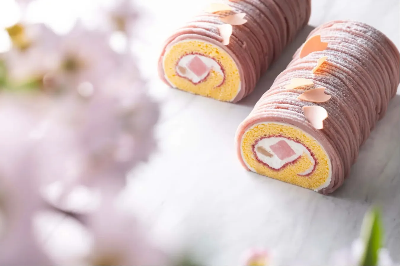 ▲「桜ロールケーキ」